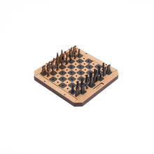 Afbeelding in Gallery-weergave laden, Alkmaar chess set
